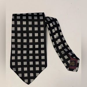 Men’s XMI Platinum Black Tie